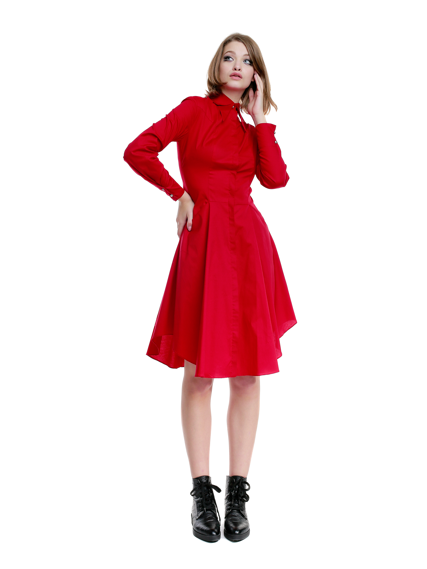 Rochie roșie cu două gulere și mâneci lungi by Larisa Dragna