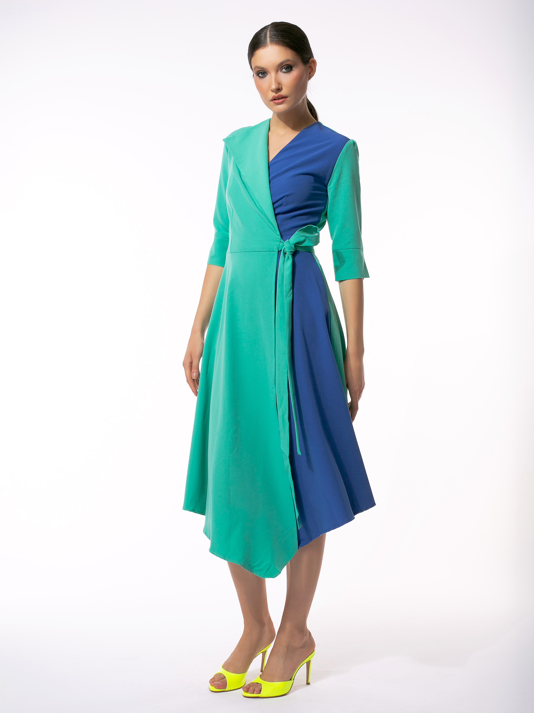 Rochie aquamarine cu talie marcată și tiv asimetric by Larisa Dragna