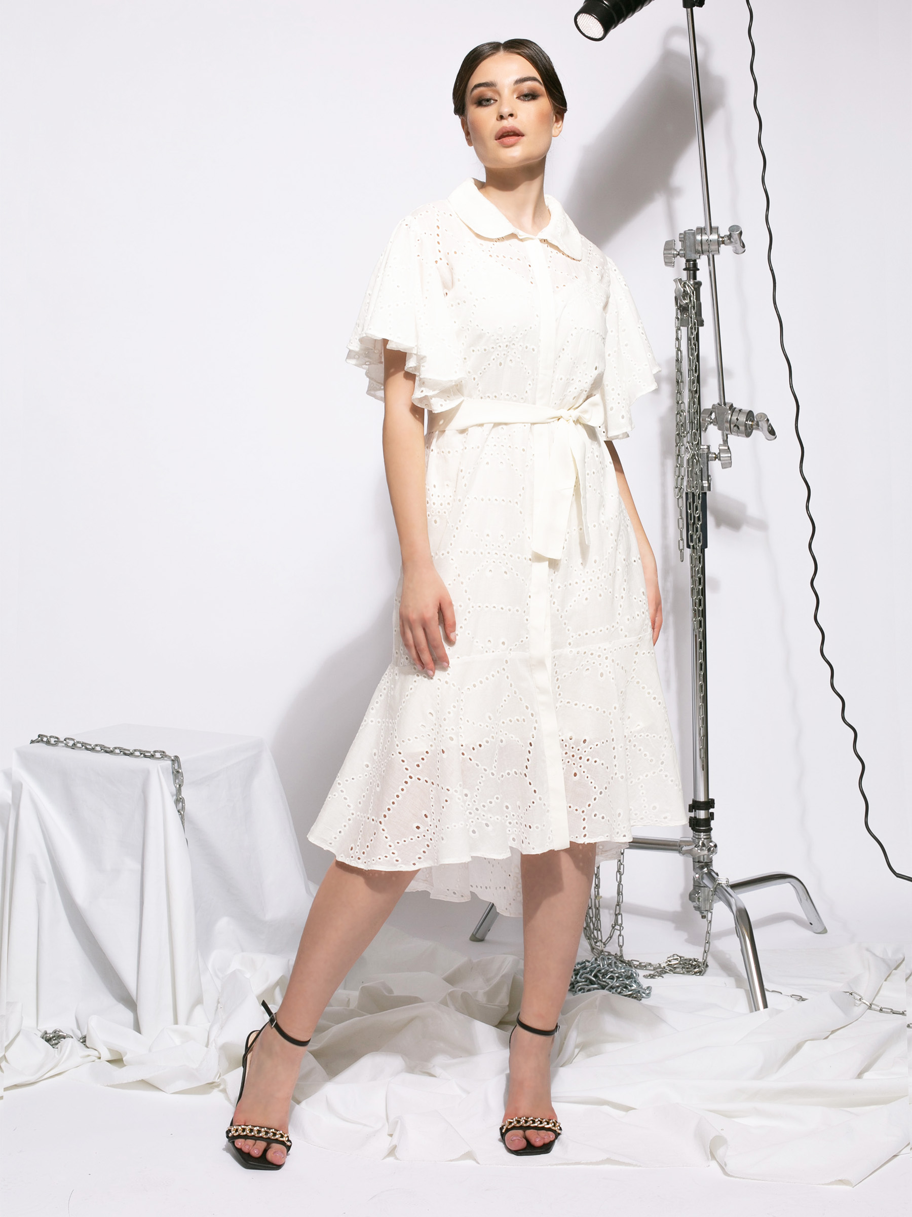 Rochie alba din bumbac brodat by Larisa Dragna