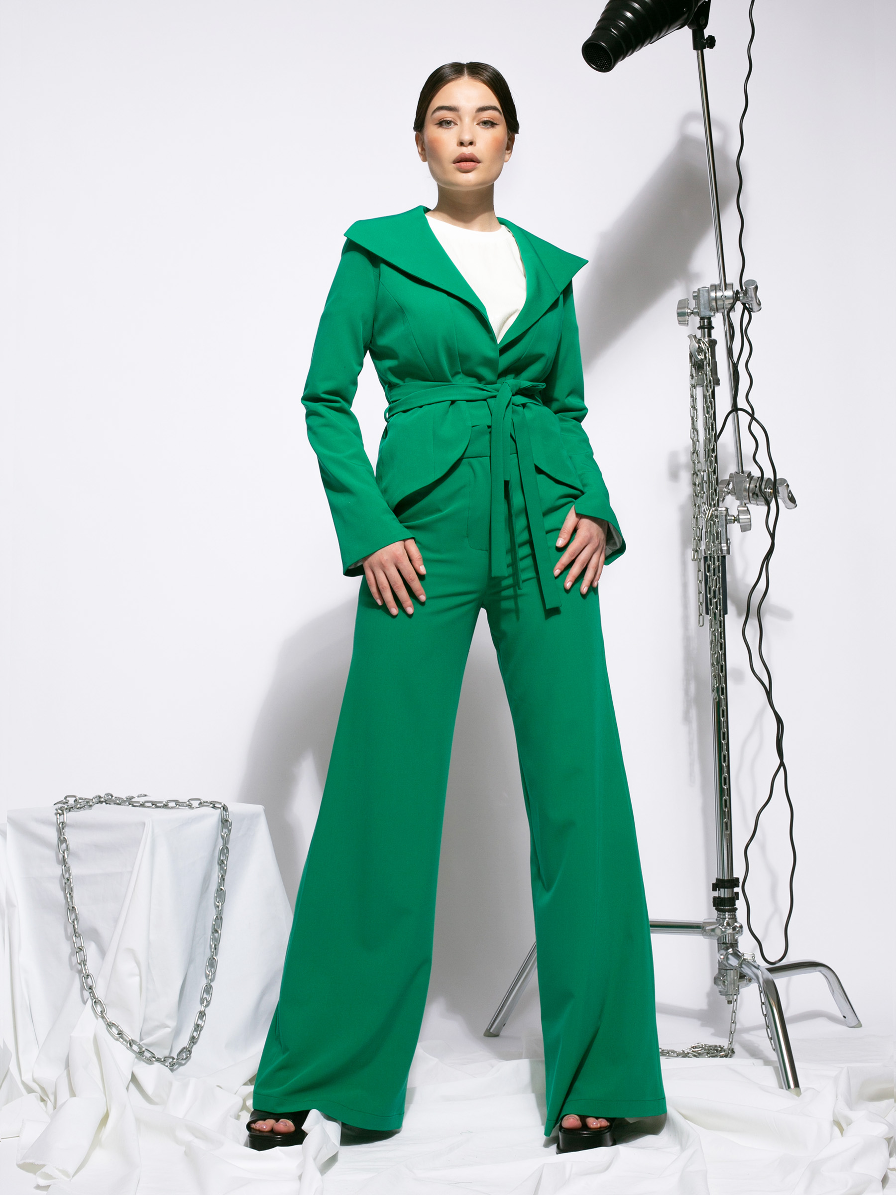 Pantaloni din stofă verde – croi lejer by Larisa Dragna