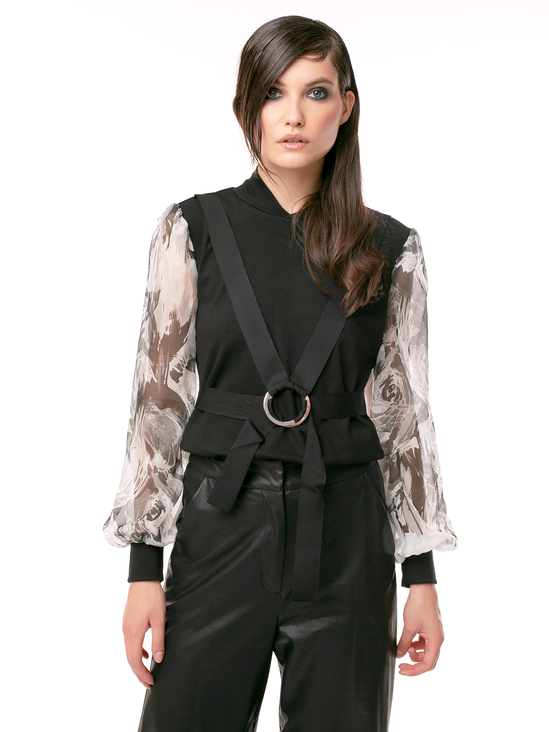 Bluza neagra cu maneci din matase by Larisa Dragna
