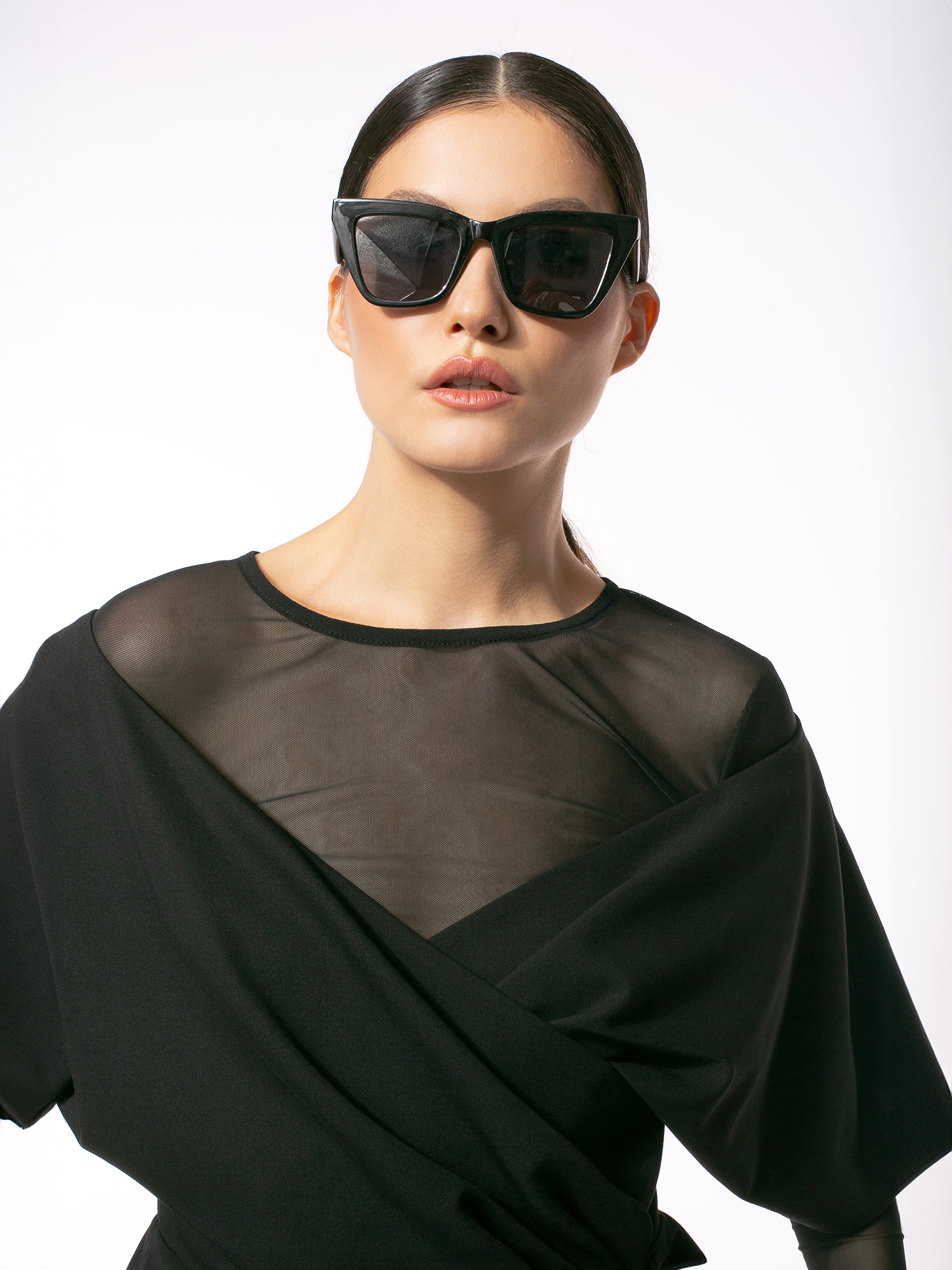 Bluză Neagră Kimono Layers cu Efect Suprapus by Larisa Dragna