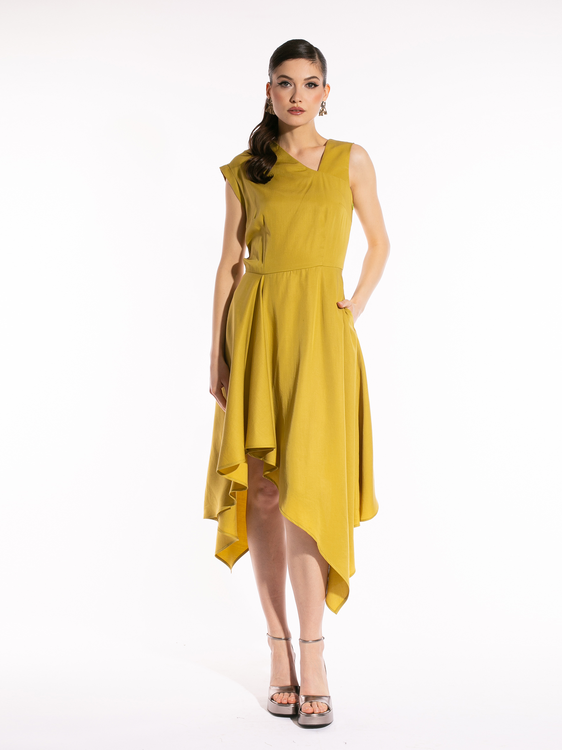 Rochie cu decolteu asimetric Yellow Safari by Larisa Dragna